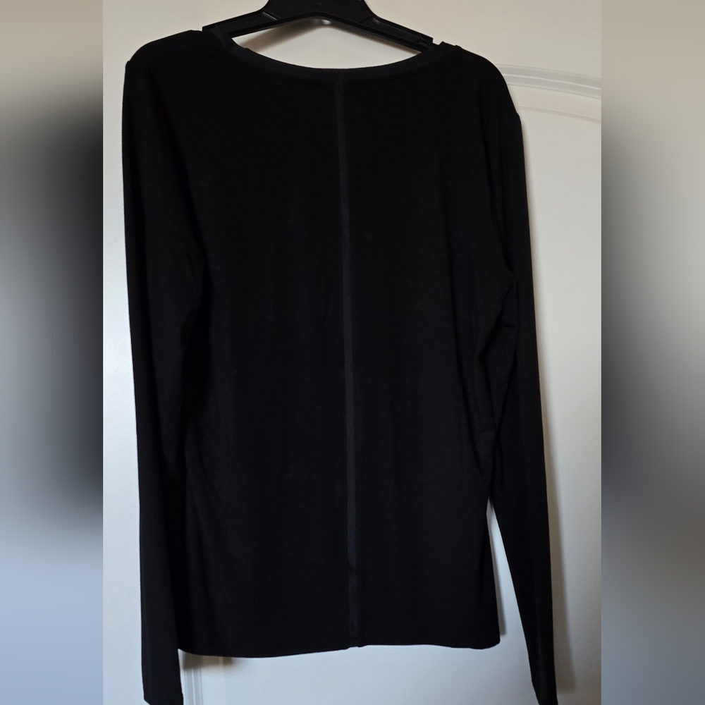 WHBM LONG SLEEVE TEE SIZE MEDIUM - Picture 4 of 4